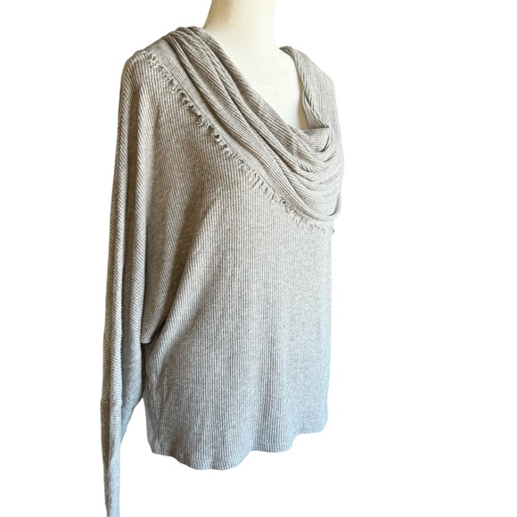Gray Cowl Neck Sweater Sz XS/S - Picture 3 of 14